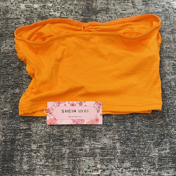 NWT SHEIN ribbed tube top - Picture 3 of 3